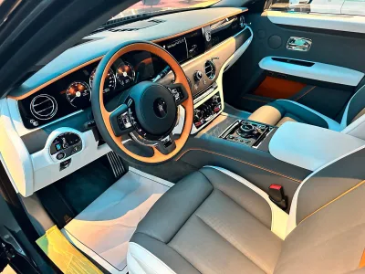 2025 Rolls-Royce Ghost Sedan (No.J01005)