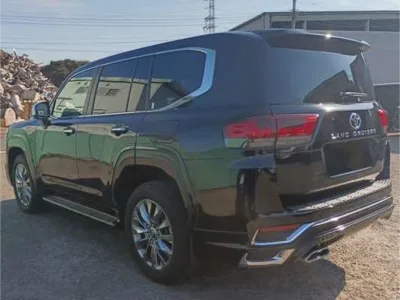 2024 TOYOTA LAND CRUISER 300 ZX 3.3 DIESEL 4WD