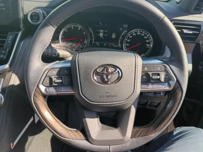 2024 TOYOTA LAND CRUISER 300 ZX 3.3 DIESEL 4WD