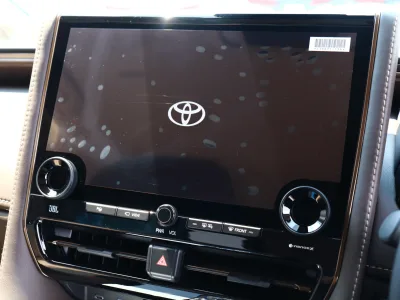 2025 Toyota Alphard Hybrid 2.5 Executive Lounge E-Four 4WD: Unmatched Luxury and Performance (No.960970) for export from Japan