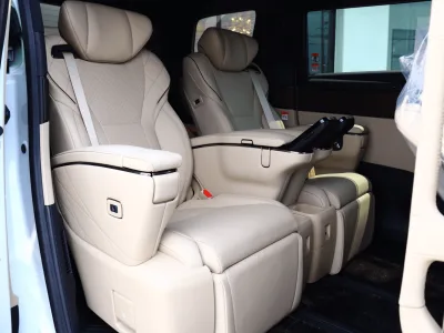2025 Toyota Alphard Hybrid 2.5 Executive Lounge E-Four 4WD: Unmatched Luxury and Performance (No.960970) for export from Japan