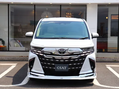 2025 Toyota Alphard Hybrid 2.5 Executive Lounge E-Four 4WD: Unmatched Luxury and Performance (No.960970)