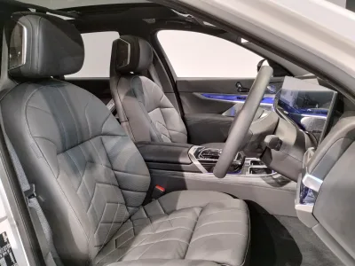 2025 BMW i7 eDrive