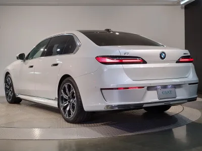 2025 BMW i7 eDrive