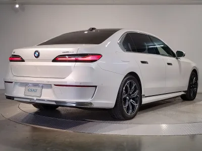 2025 BMW i7 eDrive