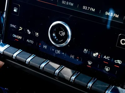 2025 GMC Yukon Denali 6.2L V8 4WD – Luxury, Power & Prestige