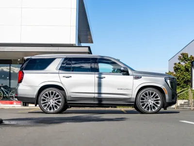 2025 GMC Yukon Denali 6.2L V8 4WD – Luxury, Power & Prestige