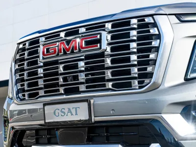 2025 GMC Yukon Denali 6.2L V8 4WD – Luxury, Power & Prestige