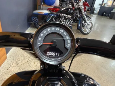 2025 Harley-Davidson Breakout 117