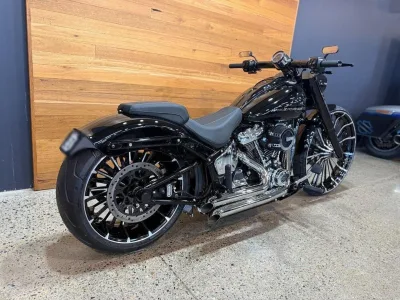 2025 Harley-Davidson Breakout 117