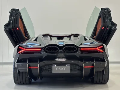2025 LAMBORGHINI REVUELTO