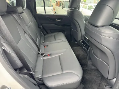 2025 LEXUS LX700h OVERTRAIL PLUS 7 Seater Hybrid for export from Japan