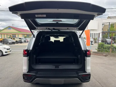 2025 LEXUS LX700h OVERTRAIL PLUS 7 Seater Hybrid