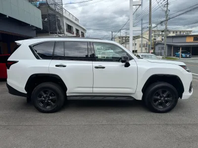 2025 LEXUS LX700h OVERTRAIL PLUS 7 Seater Hybrid