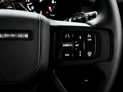 2025 Land Rover Defender 110 V8 X URBAN WIDETRACK