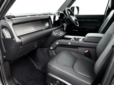 2025 Land Rover Defender 110 V8 X URBAN WIDETRACK