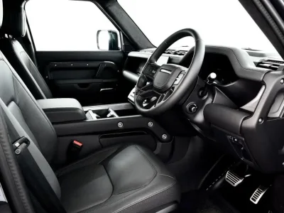 2025 Land Rover Defender 110 V8 X URBAN WIDETRACK