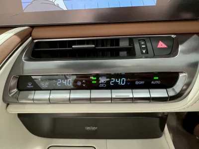 2025 Lexus LC Convertible 500 Pinnacle Edition