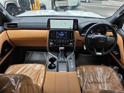 2025 Lexus LX 600 4WD Moderista 7 Seats