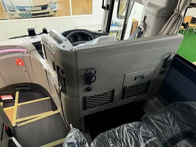 2025 MITSUBISHI FUSO AERO QUEEN HI-DECKER 46 Seater
