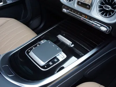 2025 Mercedes-Benz G450d AMG Line (ISG)