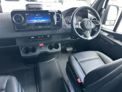 2025 Mercedes-Benz Sprinter 519 ELWB Minibus 17 Seater