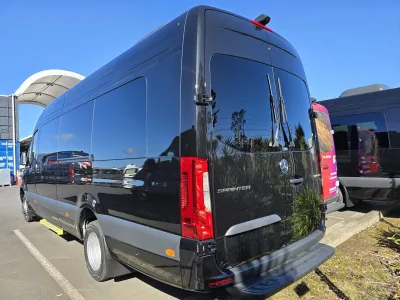 2025 Mercedes-Benz Sprinter 519 Elwb Ss 16 Seater Mini van