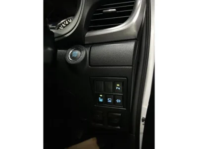 2025 Toyota Hilux Prerunner Double Cab 2.4 High MT