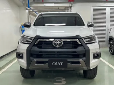 2025 Toyota Hilux Prerunner Double Cab 2.4 High MT