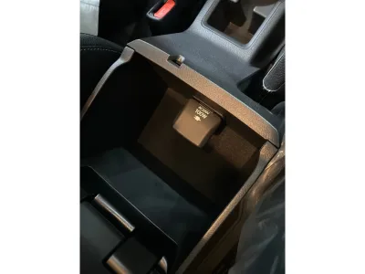 2025 Toyota Hilux Prerunner Double Cab 2.4 High MT