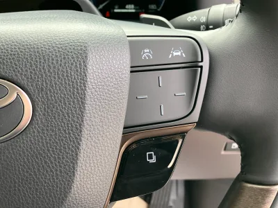 2025 Toyota Alphard Plug-in Hybrid Executive Lounge E-Four 4WD