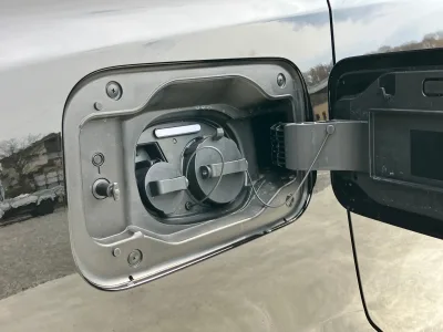 2025 Toyota Alphard Plug-in Hybrid Executive Lounge E-Four 4WD