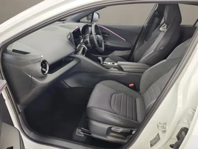 2025 Toyota C-HR GXL Hybrid 1.8L – Urban Smart SUV