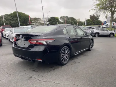 2025 Toyota Camry ZR 2.5P HEV – Hybrid Luxury Sedan
