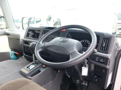 2025 Toyota Coaster 2KG-GDB70 – 24 Seater Brand New Condition!