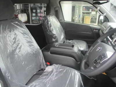 2025 Toyota Hiace 2.7 Grand Cabin 10 Seates