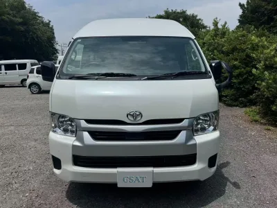 2025 Toyota Hiace Commuter – 2.8 GL Diesel Turbo