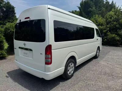 2025 Toyota Hiace Commuter – 2.8 GL Diesel Turbo