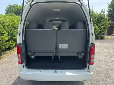 2025 Toyota Hiace Commuter – 2.8 GL Diesel Turbo