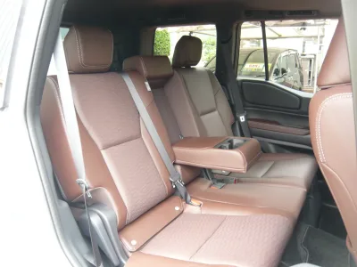 2025 Toyota Land Cruiser 250 2.8 ZX Diesel Turbo for export from Japan