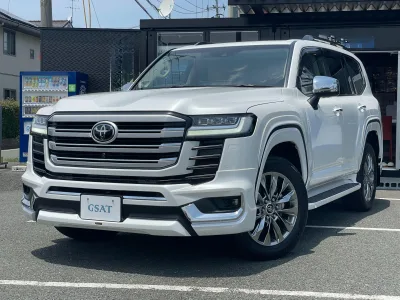 2025 Toyota Land Cruiser 300 ZX 4WD – Luxury Flagship