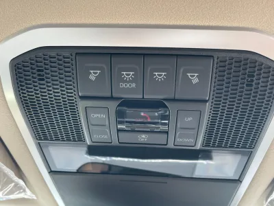 2025 Toyota Land Cruiser 300 ZX 4WD – Luxury Flagship