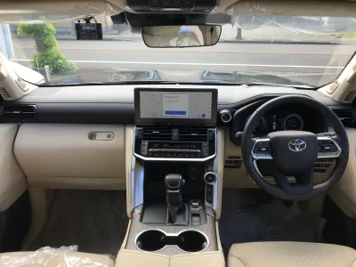 2025 Toyota Land Cruiser 300 ZX – BLACK