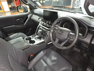2025 Toyota Land Cruiser Sahara ZX (No.J1046)