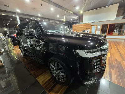 2025 Toyota Land Cruiser Sahara ZX (No.J1046)