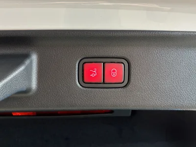  2025 MERCEDES-BENZ S580e 4MATIC LONG | MANUFAKTUR OPALITE WHITE  for export from Japan
