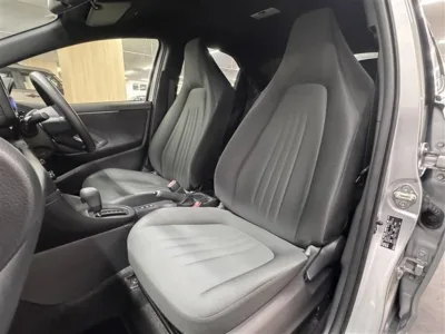 2025 Toyota Yaris cross G grade plugin hybrid