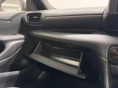 2025 Toyota Yaris cross G grade plugin hybrid