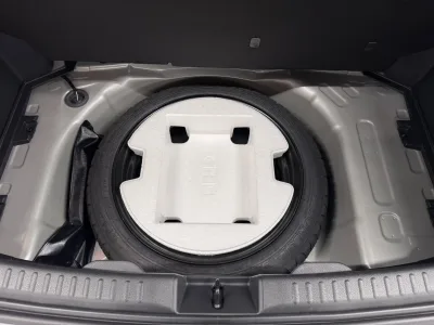 2025 Toyota Yaris cross G grade plugin hybrid