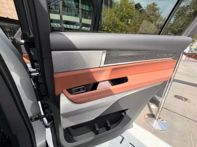2026 Cadillac Vistiq (ELECTRIC VEHICLE) Platinum AWD